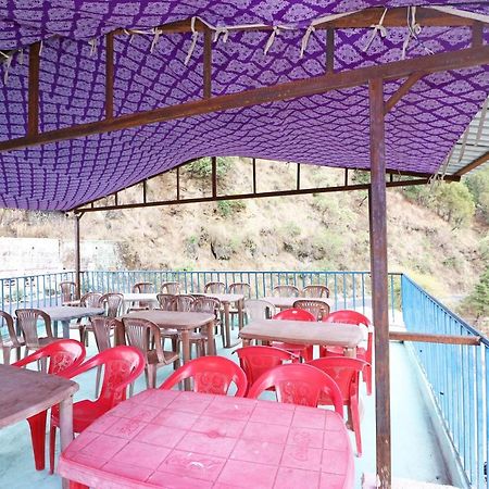 Oyo 13728 Hotel Kempty Valley View Hotel & Restaurant 무소리에 외부 사진