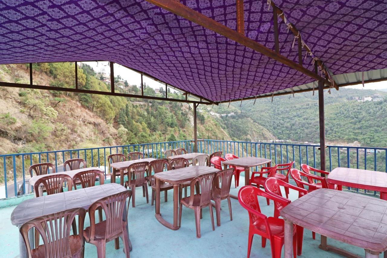 Oyo 13728 Hotel Kempty Valley View Hotel & Restaurant 무소리에 외부 사진