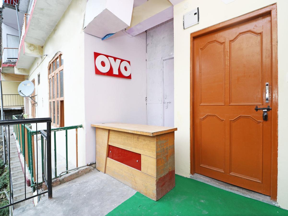 Oyo 13728 Hotel Kempty Valley View Hotel & Restaurant 무소리에 외부 사진